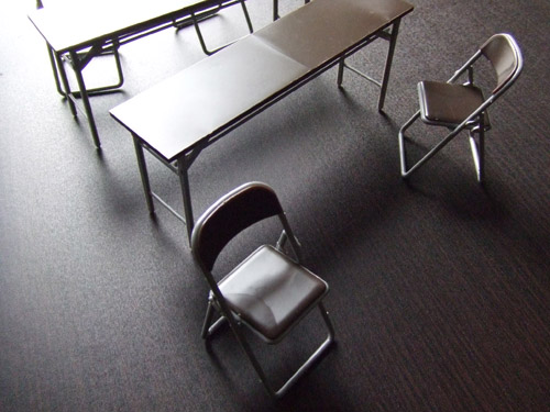 部室の机と椅子